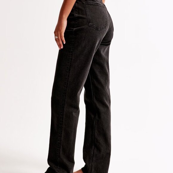 Abercrombie & Fitch Curve Love Mid Rise 90s Straight Jean - 29L Black (NWT!) - Picture 4 of 9